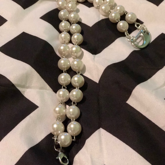 Plunder - Picture 1 of 1